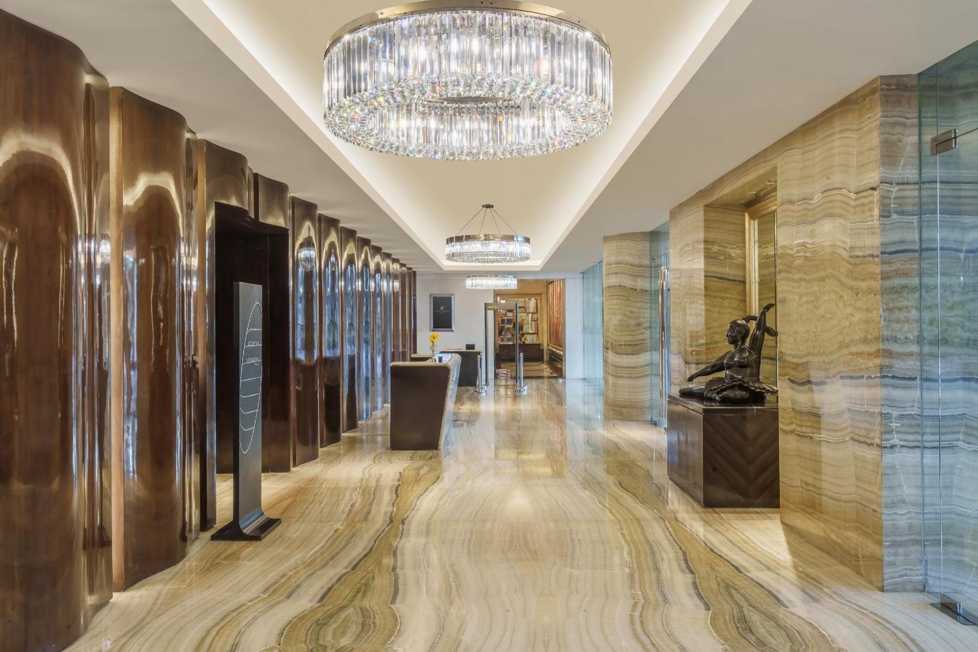 Hotel Ciputra World Surabaya Managed By Swiss-Belhotel International Eksteriør billede