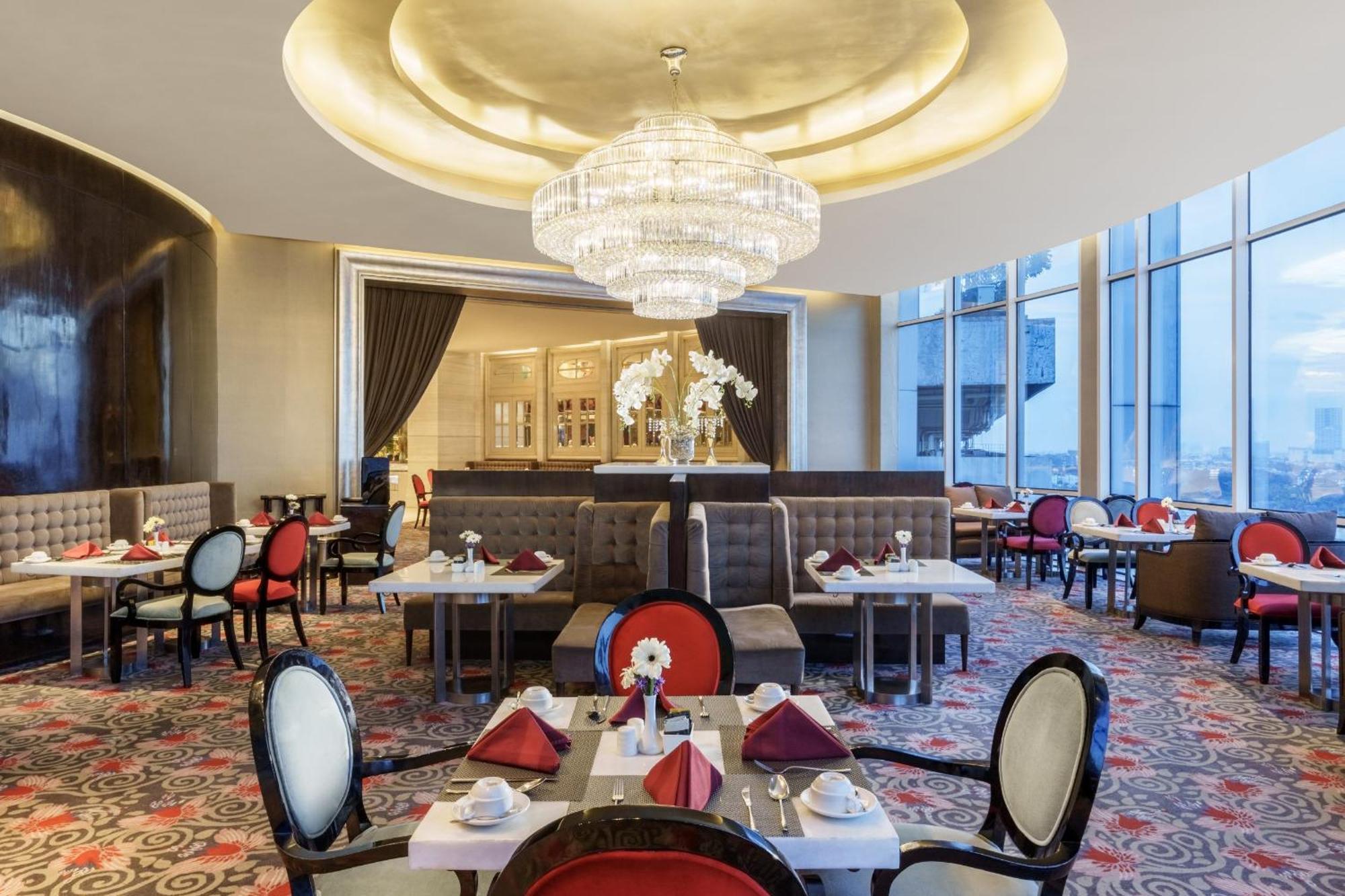 Hotel Ciputra World Surabaya Managed By Swiss-Belhotel International Eksteriør billede