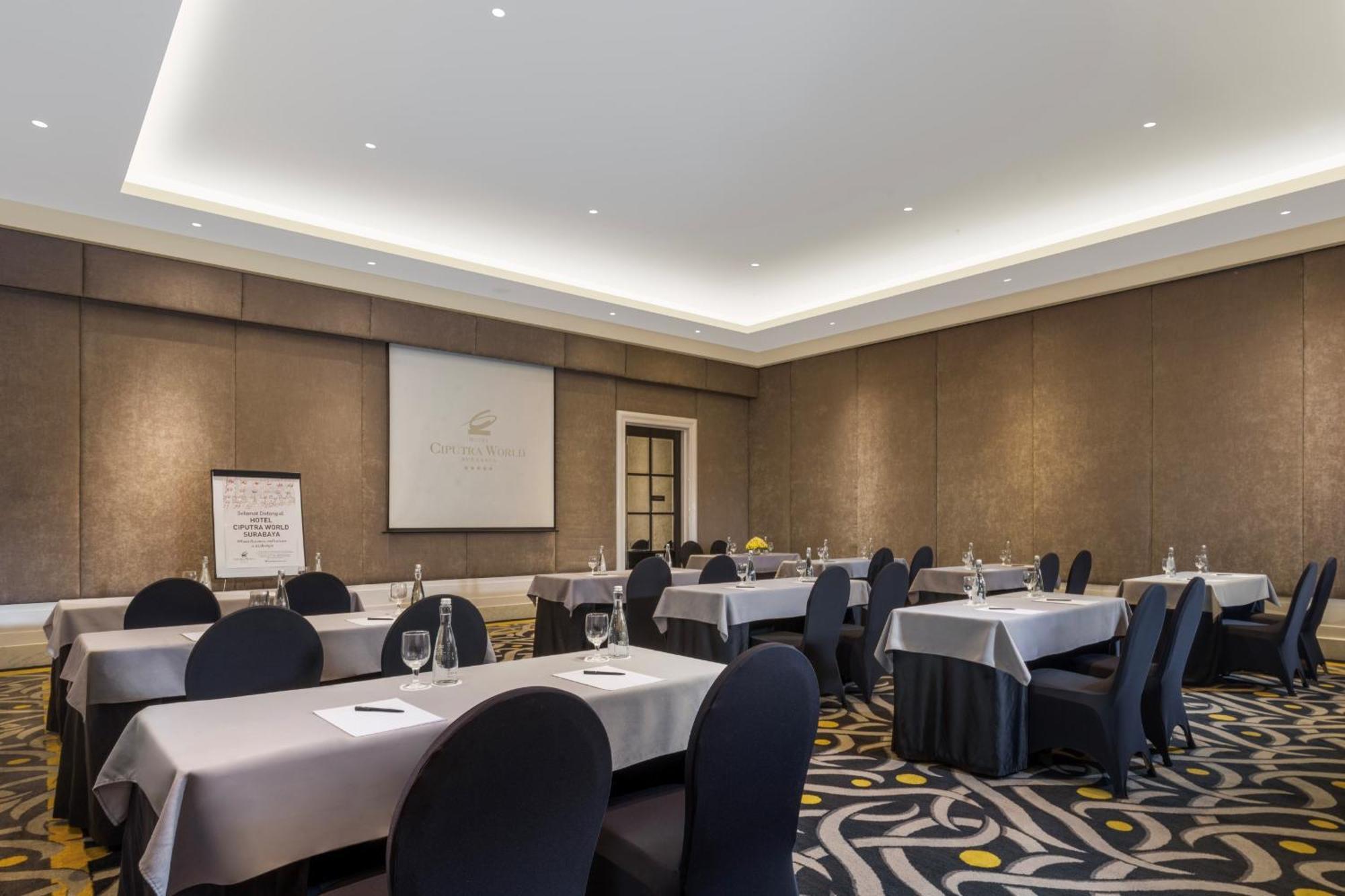 Hotel Ciputra World Surabaya Managed By Swiss-Belhotel International Eksteriør billede